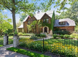 1405 Scott Ave, Winnetka, IL 60093