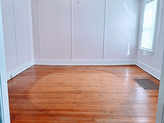 5th image of 2082 Buffalo St #1