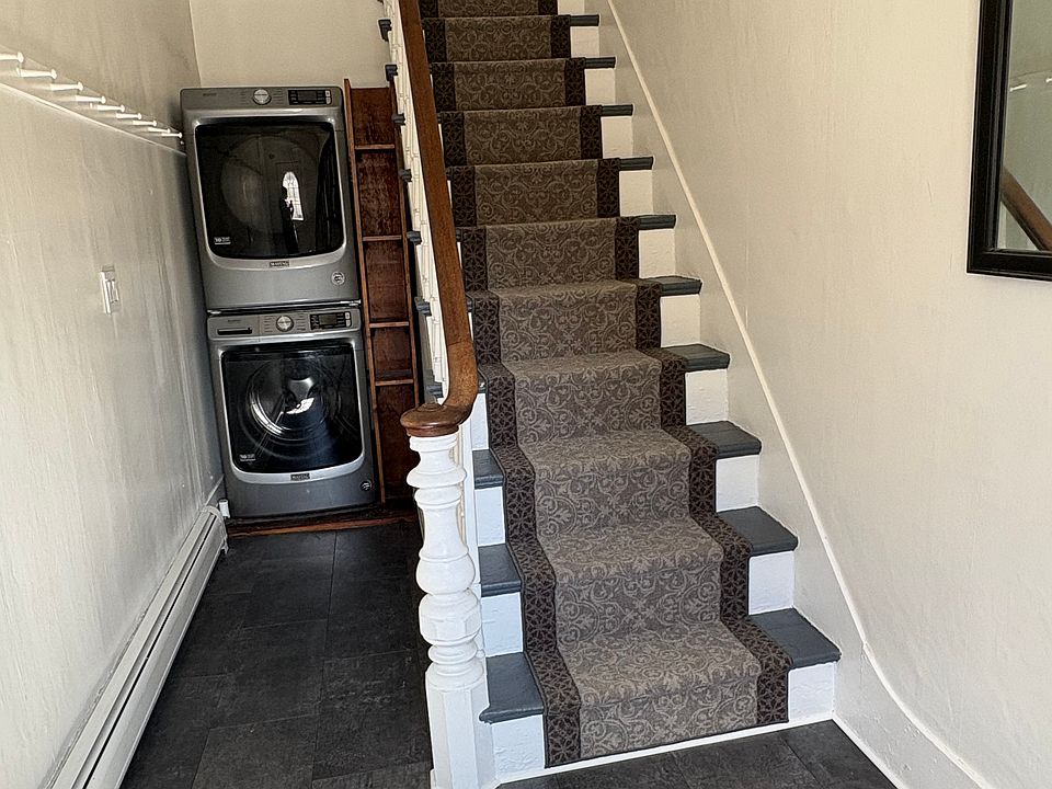 1st image of 21 Pearl St