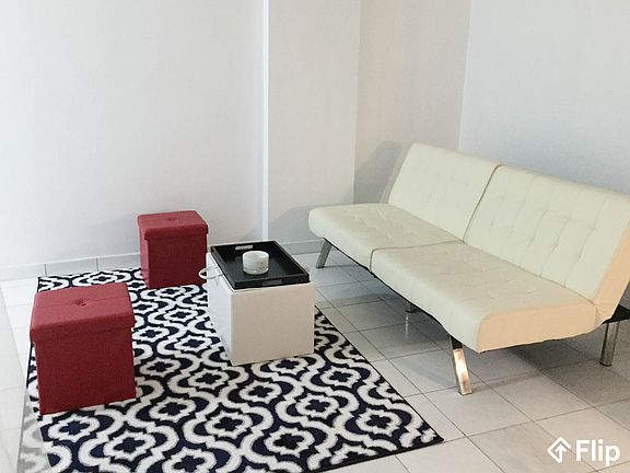 5th image of 1255 Collins Ave #8