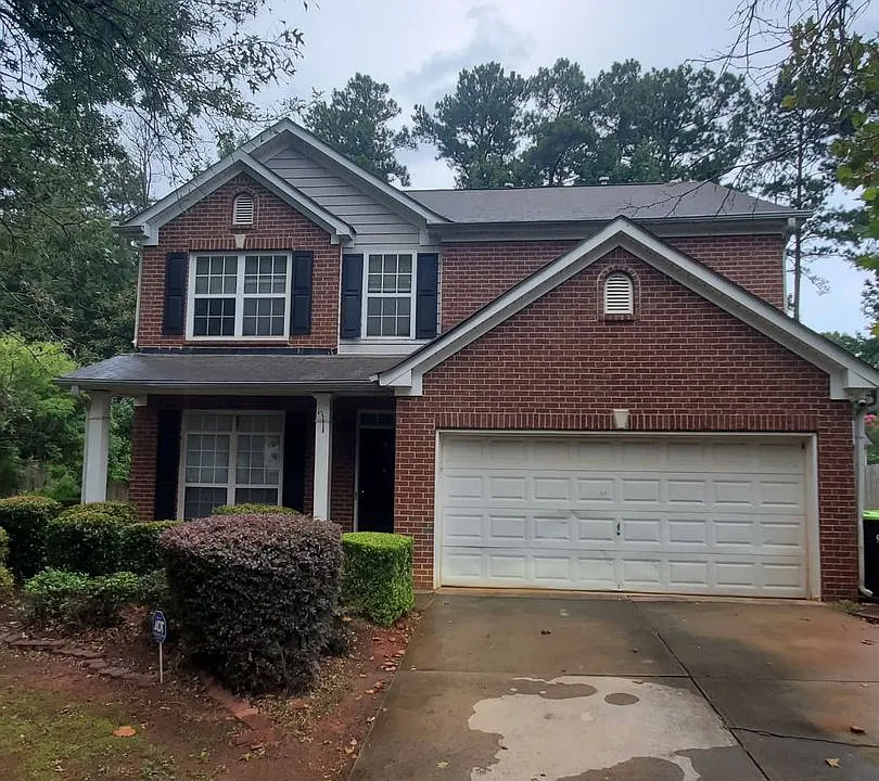 1031 Maple Leaf Dr