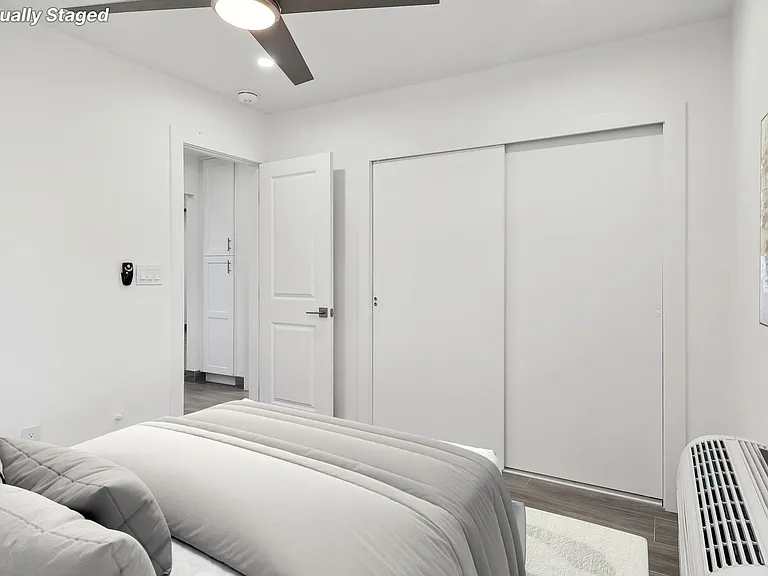 Palm Terrace Apartments — Photo 15