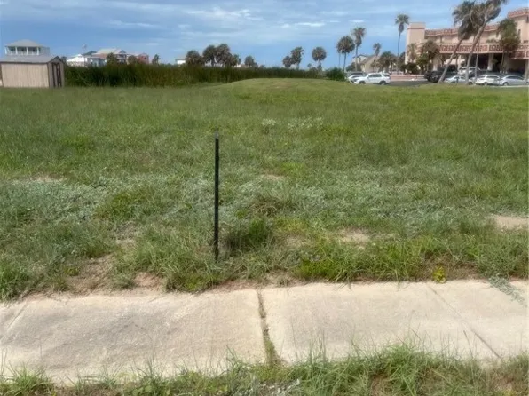126 Sea Bird Ln, Port Aransas, TX 78373
