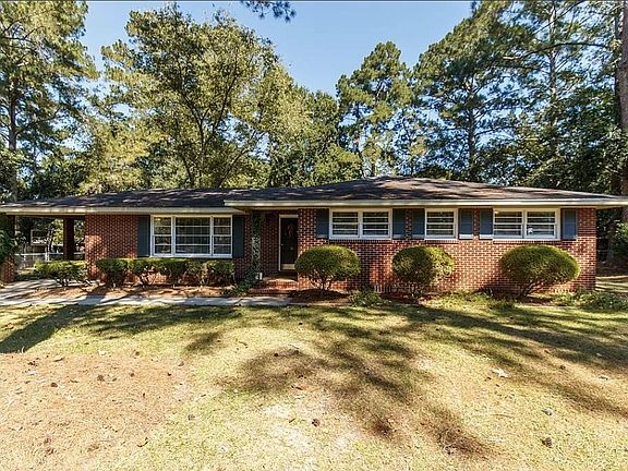 3rd image of 51 Loganberry Cir