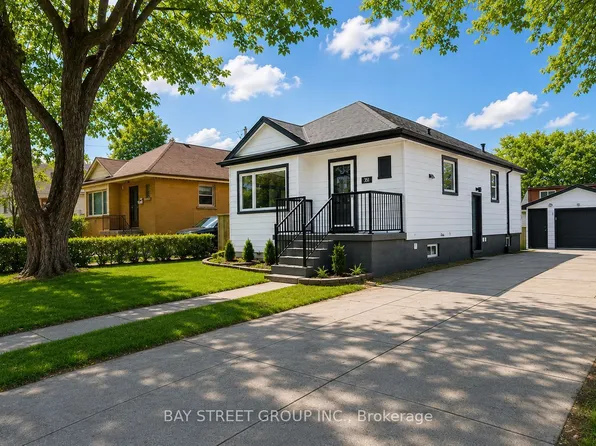 351 E 27th St, Hamilton, ON L8V 3G9