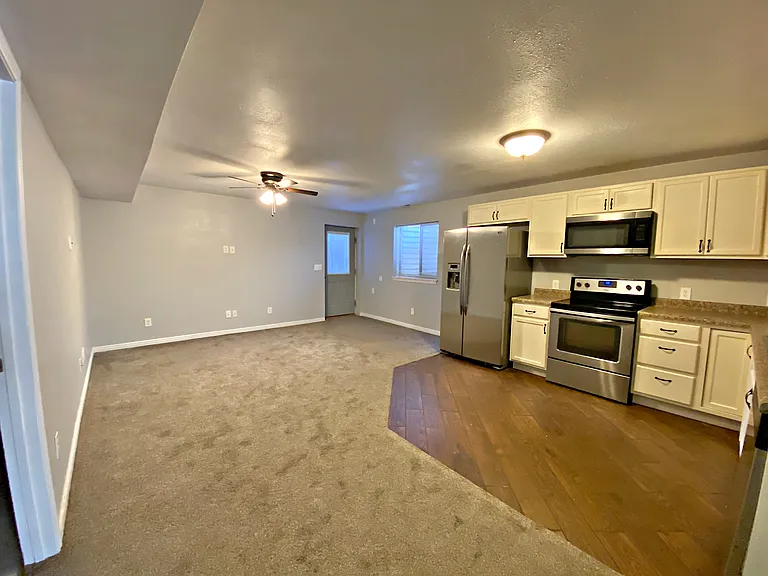 2410 E View Dr — Photo 29