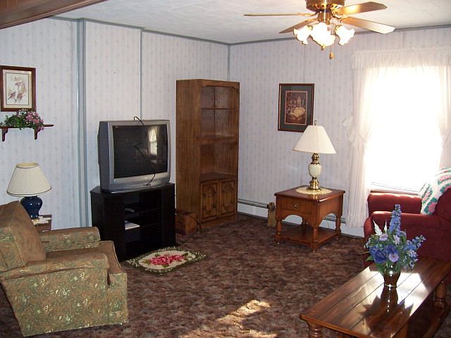 2nd image of 604 Burmeister Ave