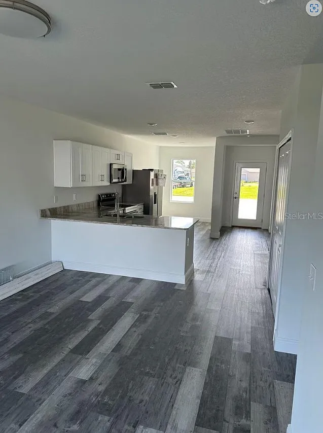 542 Kilimanjaro Dr Unit B - 1 — Photo 4