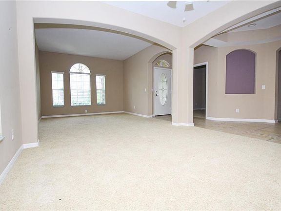 4th image of 17836 Golden Leaf Ln