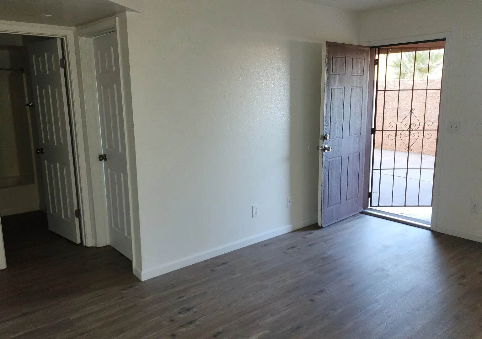 1 bed, 650 sqft, $1,100 — Photo 2