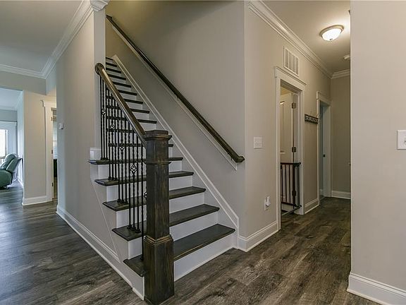5th image of 354 Brinkley Cir