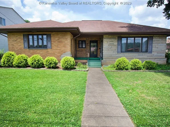 1417 W 14th St, Nitro, WV 25143