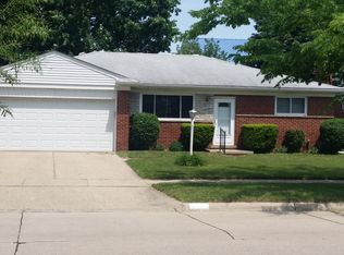 2355 Edwin Dr, Warren, MI