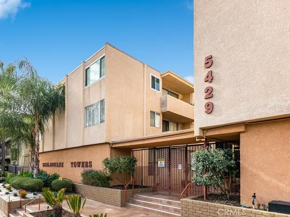 5429 Newcastle Ave APT 313, Encino, CA 91316