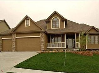 19839 Chicago St, Elkhorn, NE 68022