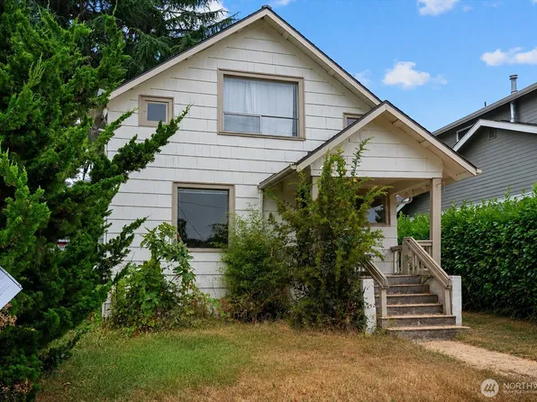 5509 Kensington Place N, Seattle, WA 98103