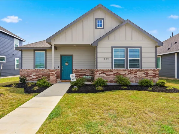 514 Clearlake Dr, Hutto, TX 78634