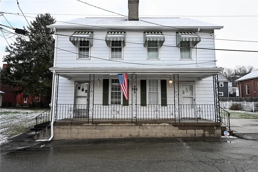 209-211 Water St photo 1