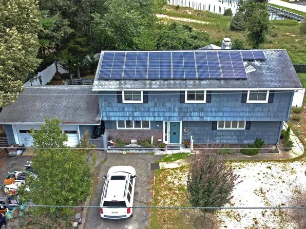 15 Cedarcrest Dr, Bayville, NJ 08721