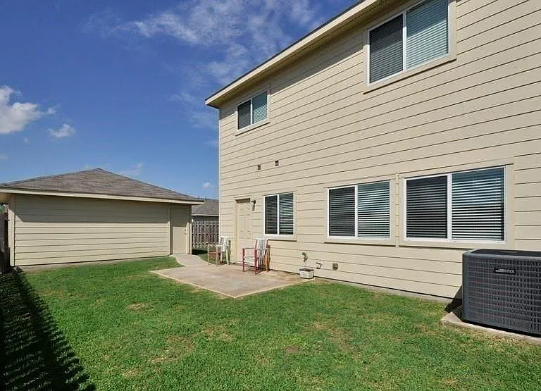 7302 Autumn Sun Dr — Photo 23