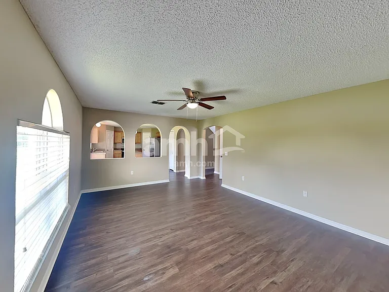 244 Verzon Ct — Photo 7