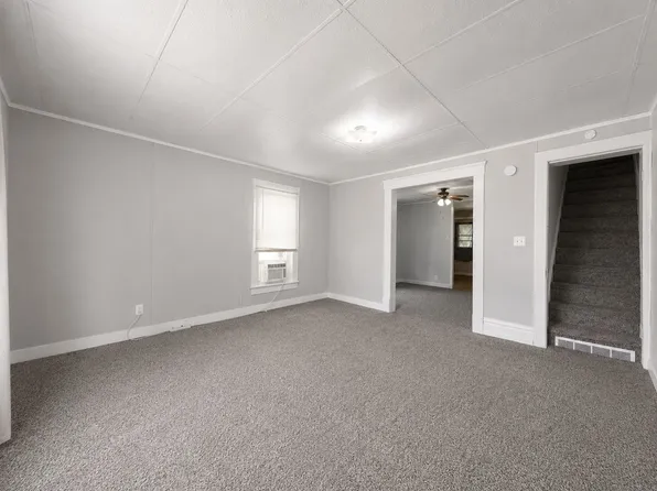 543 Erin St