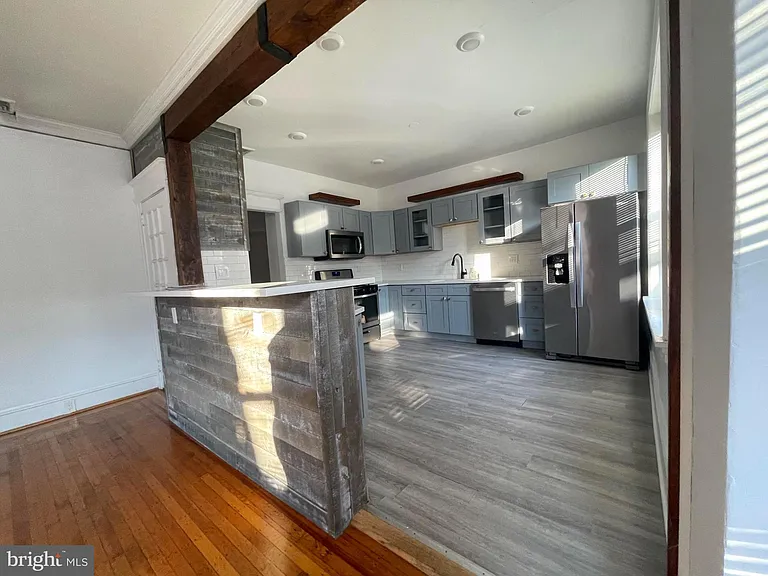 114 Levering St #2 — Photo 8
