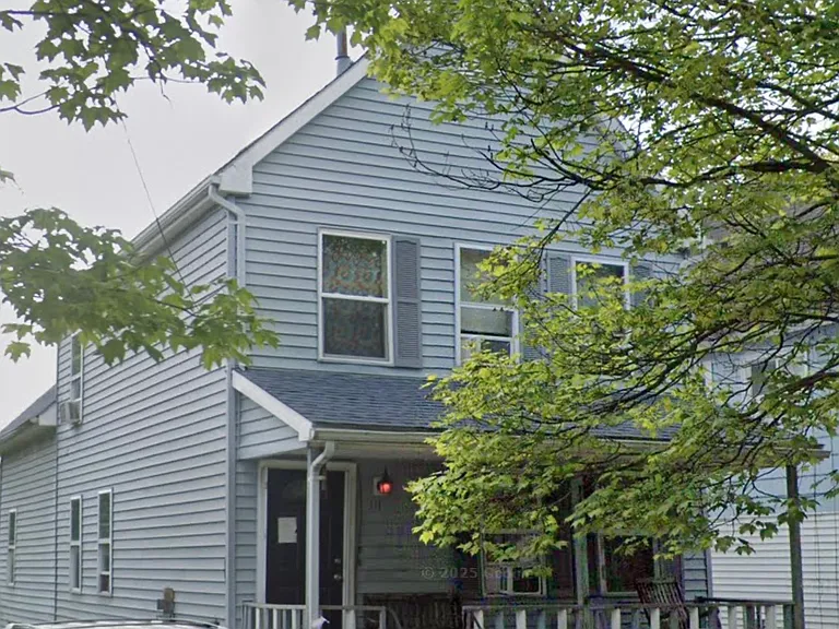 111 Goethe St #1 — Photo 1