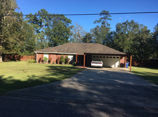2304 Huey Dr, Orange, TX 77632