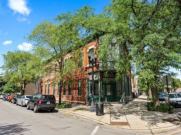 4th image of 2262 W Coulter St Unit 2F