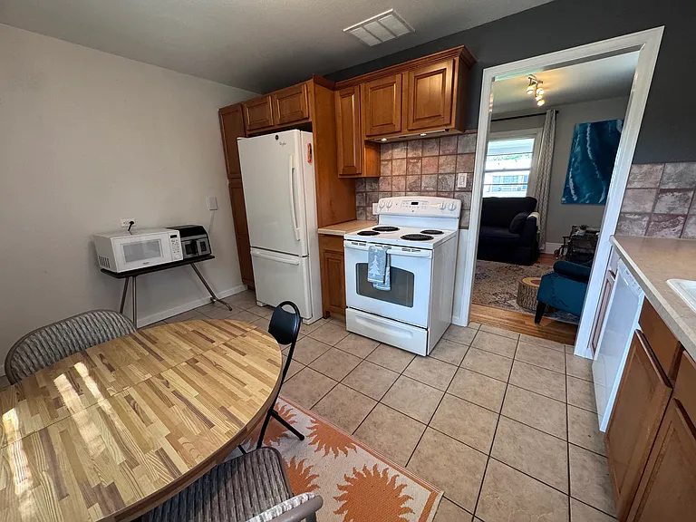 2949 S Bellaire St — Photo 37