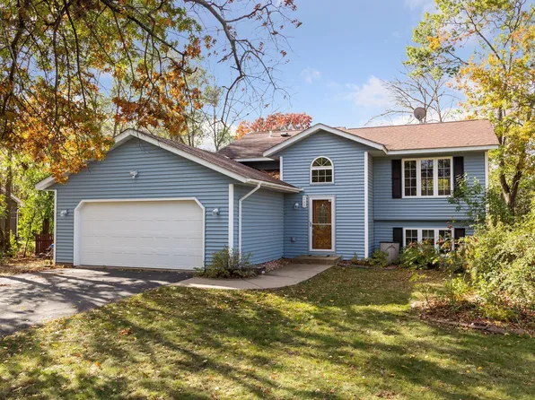 545 Cherry Cir N, Hudson, WI 54016