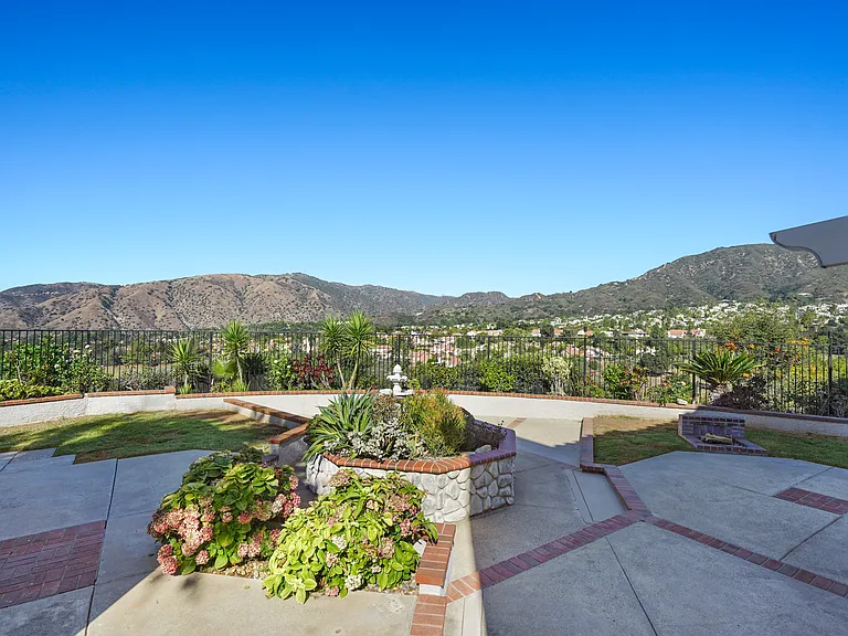 2610 Partridge Pl — Photo 7