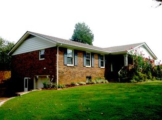 220 Audubon Ave, Florence, AL 35633