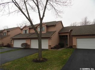 10 Whittlebury Dr #PVT, Rochester, NY 14612
