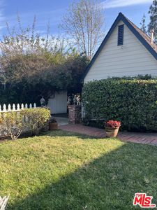 13120 Magnolia Blvd, Sherman Oaks, CA, 91423