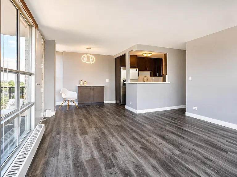 6730 S Shore Dr #604 — Photo 4