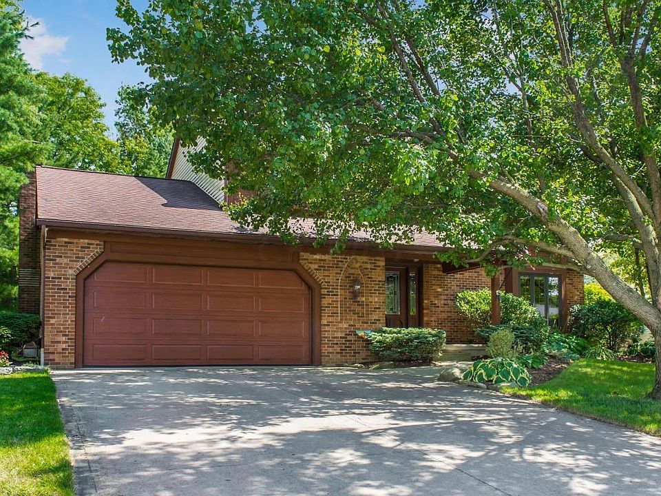 1st image of 11328 Wyndham Cir NW