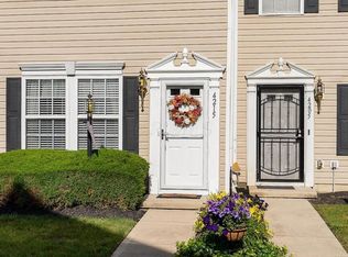 4215 Bowman Meadow Dr #14, Canal Winchester, OH 43110