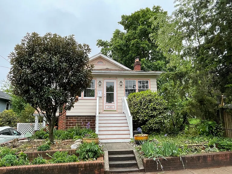 728 Gist Ave — Photo 1