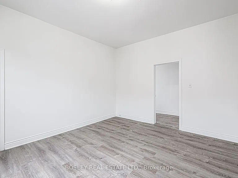 413 Crawford St — Photo 16