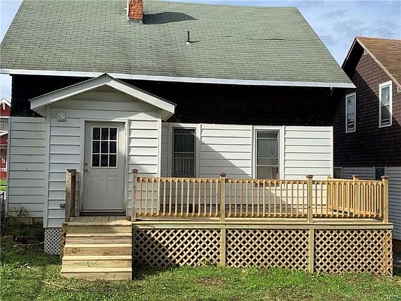 5th image of 1673 Dudley Ave