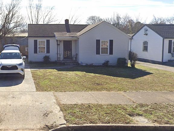 2nd image of 2421 Gentry Ave
