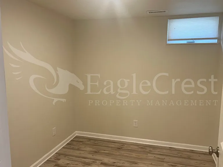 1110 S College Ave — Photo 20