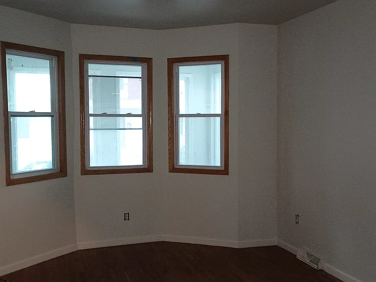 12 Arcadia Ave — Photo 20