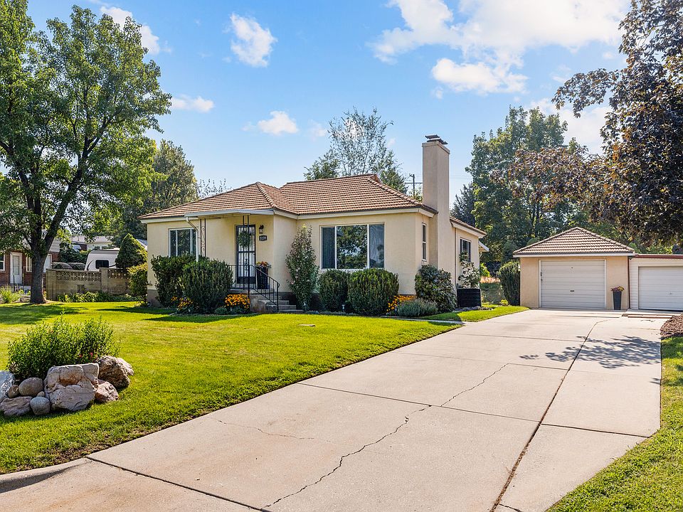 1st image of 3139 S Crestview Cir W
