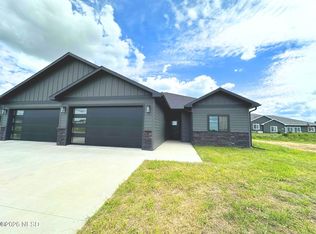 683 Kaylee Ct, Watertown, SD 57201