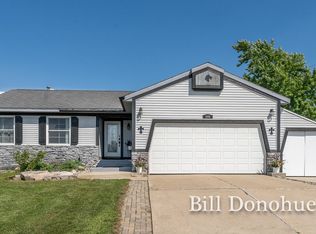 5994 Wind Brook Ave SE, Kentwood, MI 49508