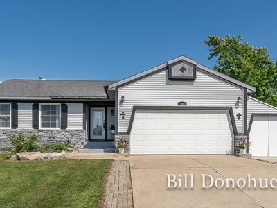 5994 Wind Brook Ave SE, Kentwood, MI, 49508