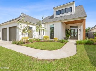221 Redfern St, Lafayette, LA 70508